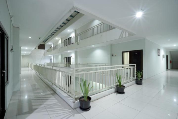 D'Paragon Bukit Sari Semarang Exterior foto
